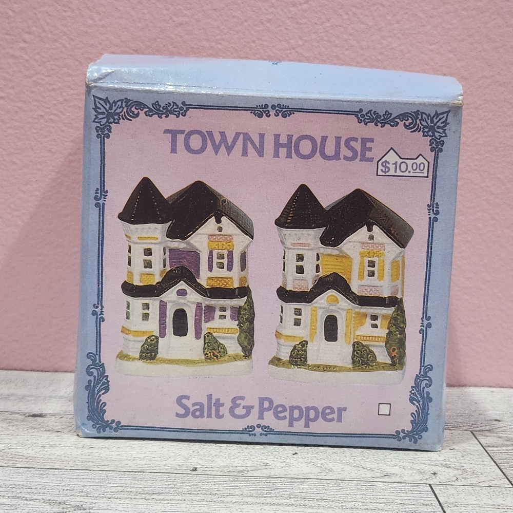 Vintage Town House Salt & Pepper Shakers